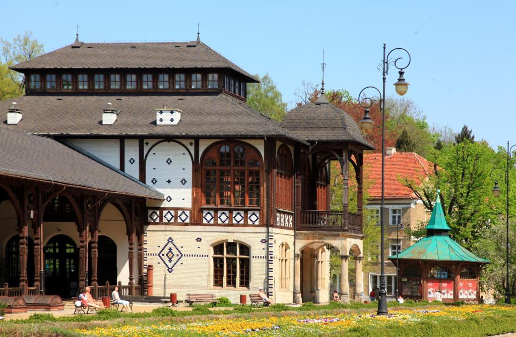 Hotel Camelot Szczawno-Zdroj Εξωτερικό φωτογραφία