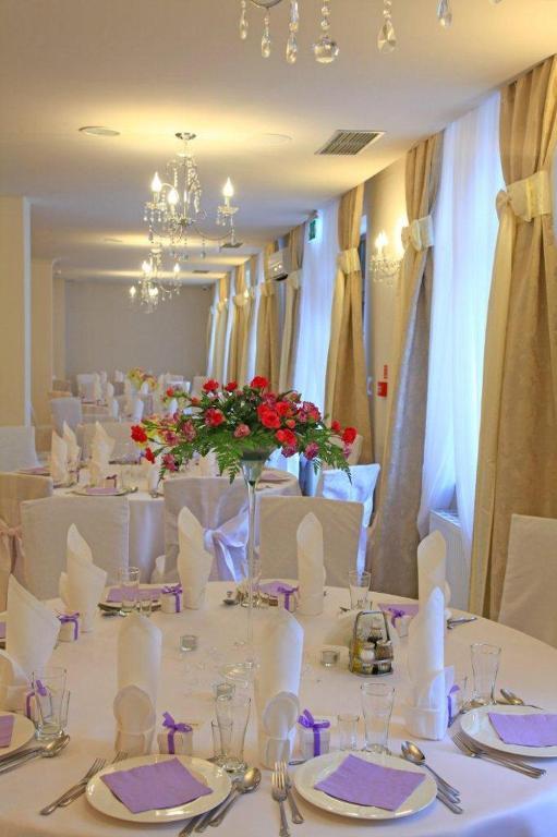 Hotel Camelot Szczawno-Zdroj Εξωτερικό φωτογραφία
