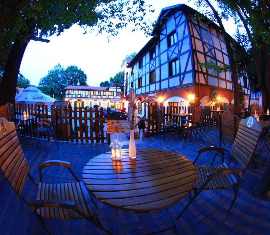 Hotel Camelot Szczawno-Zdroj Εξωτερικό φωτογραφία