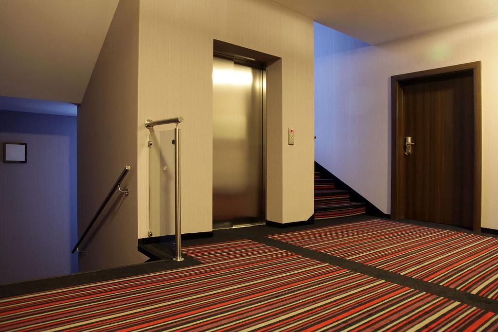 Hotel Camelot Szczawno-Zdroj Εξωτερικό φωτογραφία