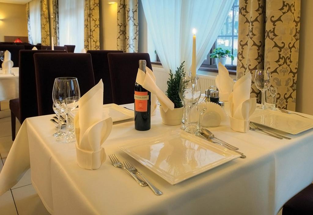 Hotel Camelot Szczawno-Zdroj Εξωτερικό φωτογραφία